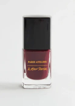 & Other Stories Makeup | Nails | Cuir Cafe Nail Polish