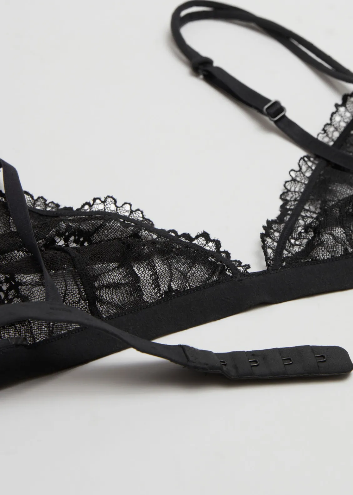 & Other Stories Lingerie | Floral-Lace Soft Bra Black