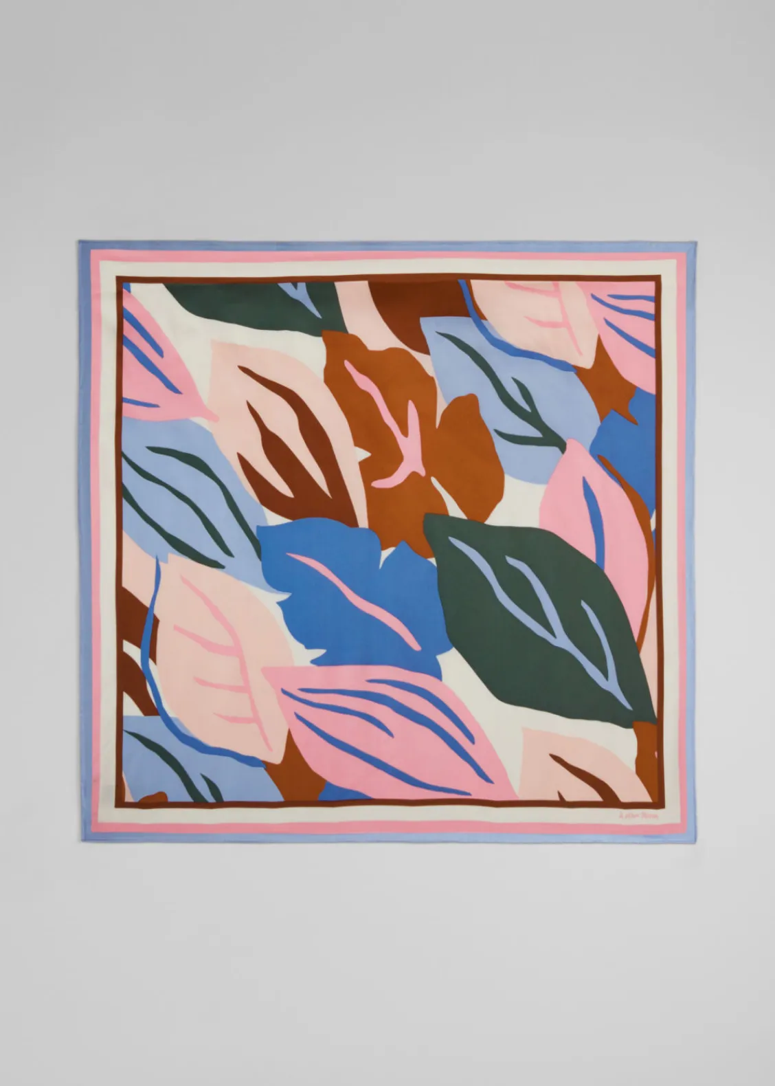 & Other Stories Scarves | Leaf-Print Scarf Pink