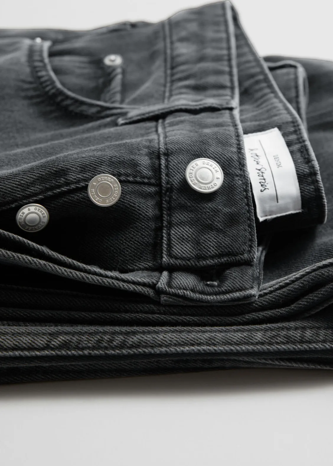 & Other Stories Jeans | Relaxed Tapered Jeans