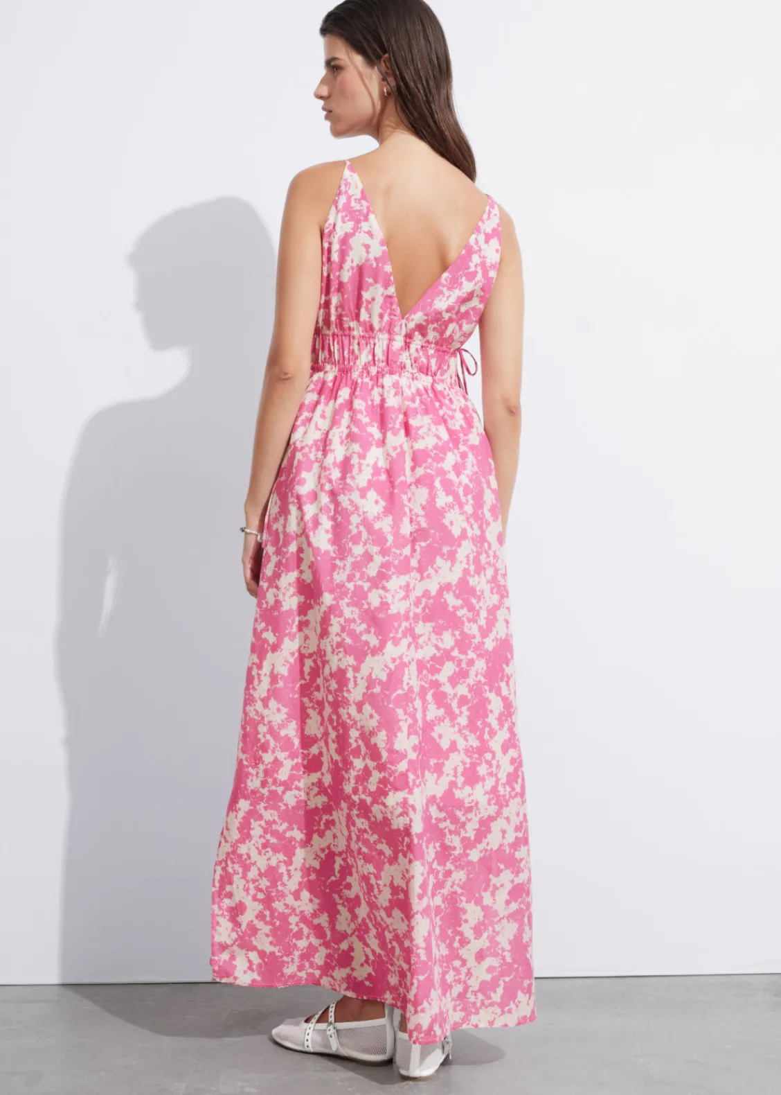 & Other Stories Dresses | Tie-Detailed V-Cut Dress Pink/White Patterned