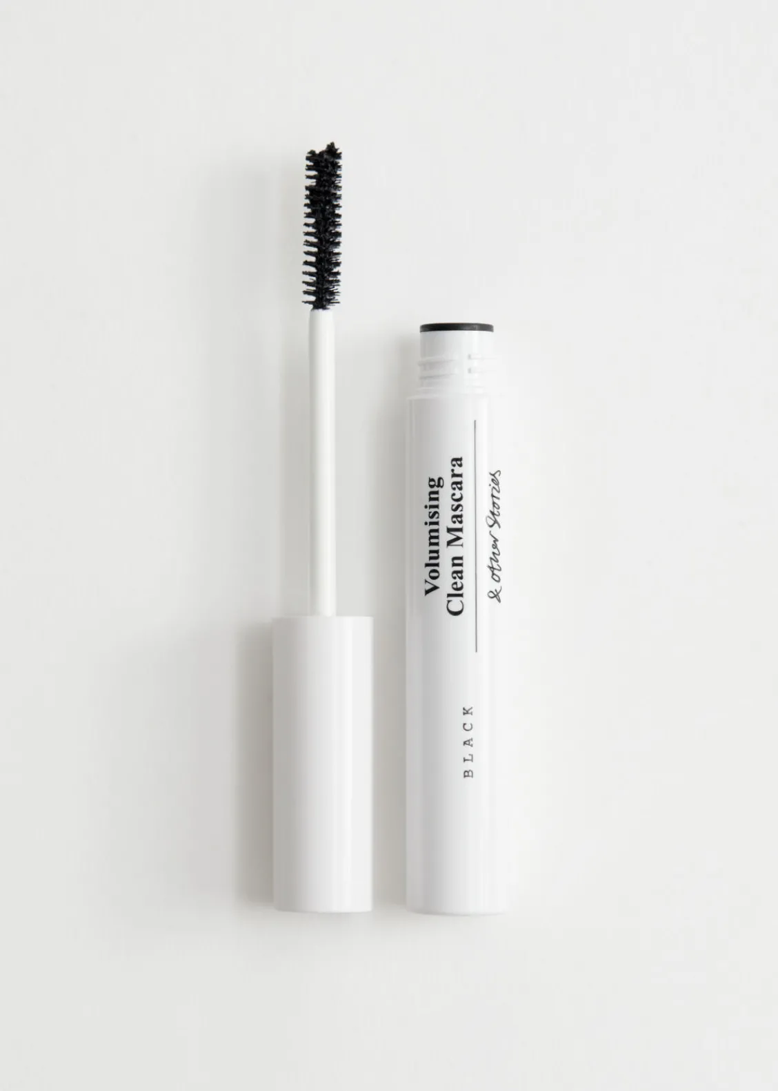 & Other Stories Makeup | Volumising Clean Mascara